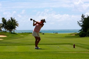 ostéopathe Lucile Chamussy Lyon 6ème et Cazay d'azergue golf'